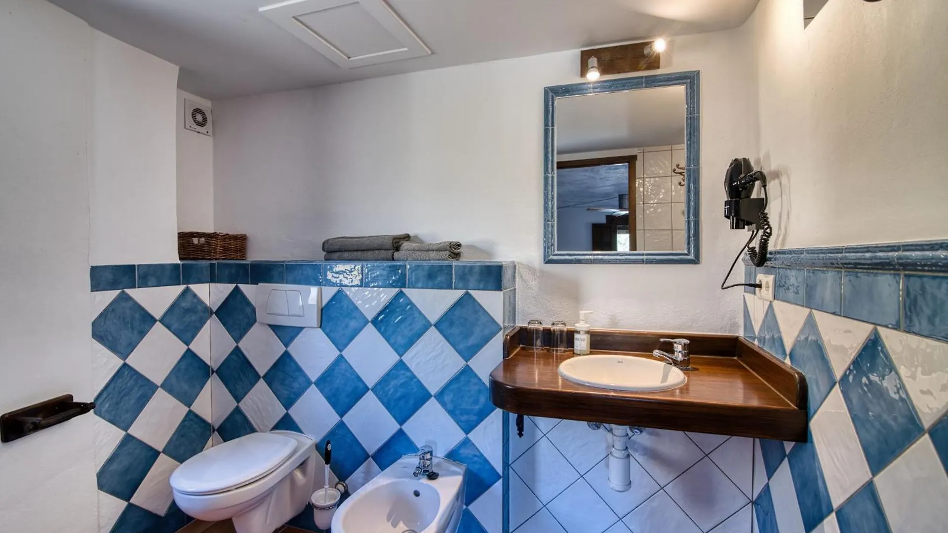 Casa Rural Arroyo De La Greda Guest House Guejar-Sierra Country house Guejar Sierra