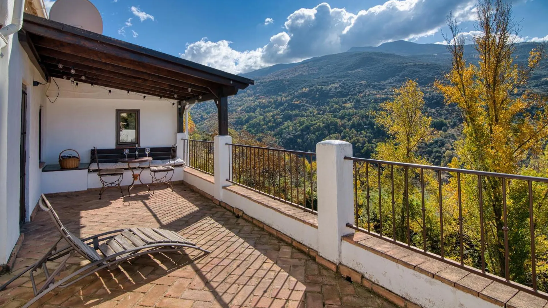 Hétvégi ház Casa Rural Arroyo De La Greda Güéjar Sierra
