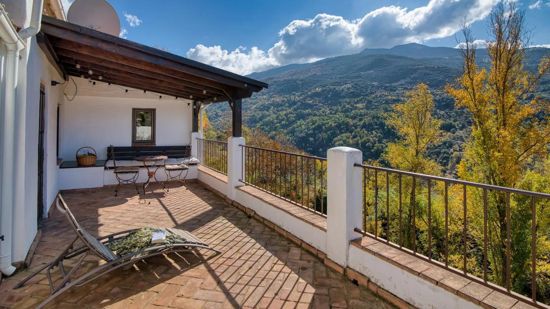 Casa Rural Arroyo De La Greda Güéjar Sierra
